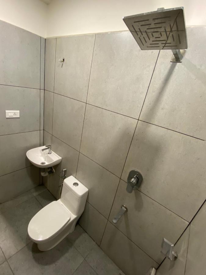 Karippals Inn 戈德亚姆 外观 照片